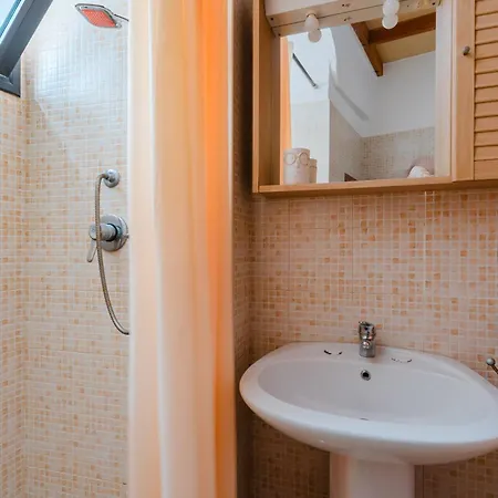 Miry Holidays Holiday home *